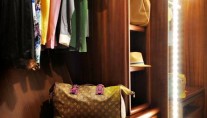 Sailing yacht REGINA - walk in wardrobe